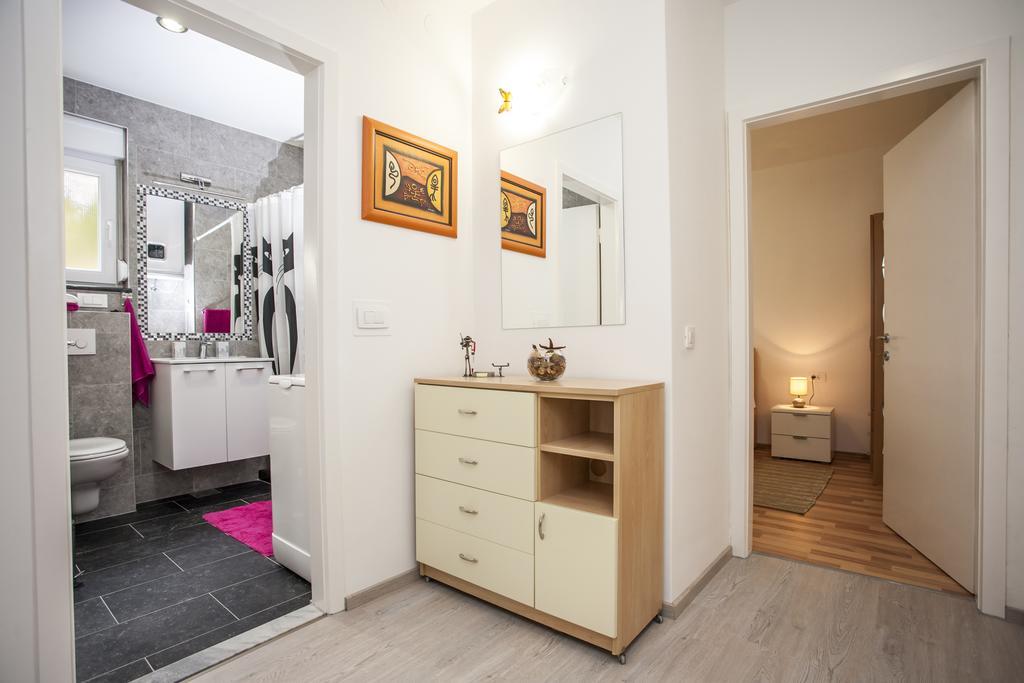 Apartman Daria Lägenhet Split Exteriör bild