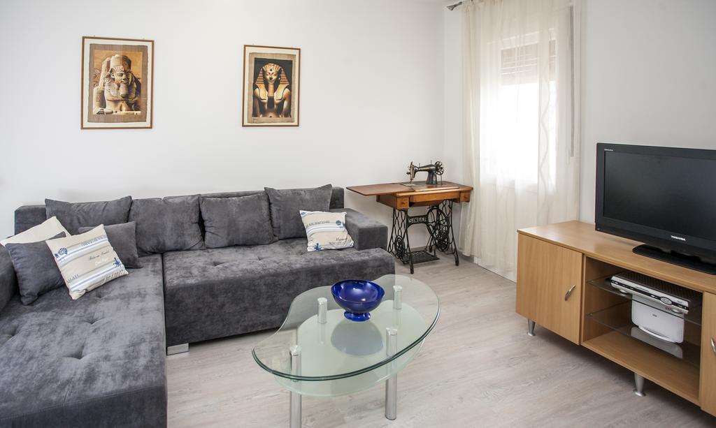Apartman Daria Lägenhet Split Exteriör bild