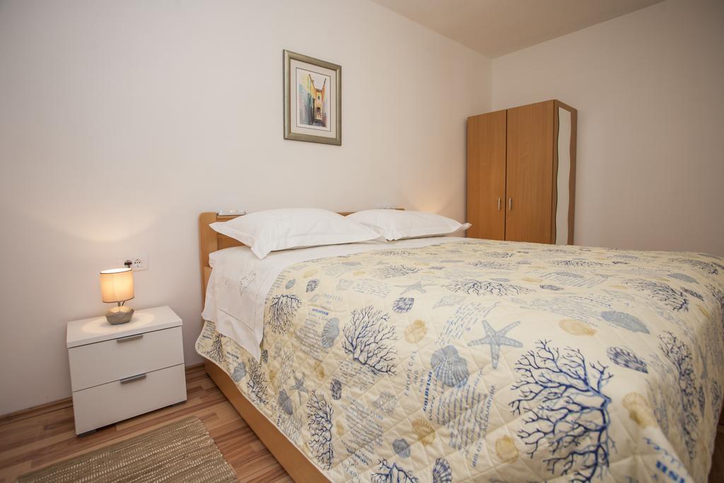 Apartman Daria Lägenhet Split Exteriör bild
