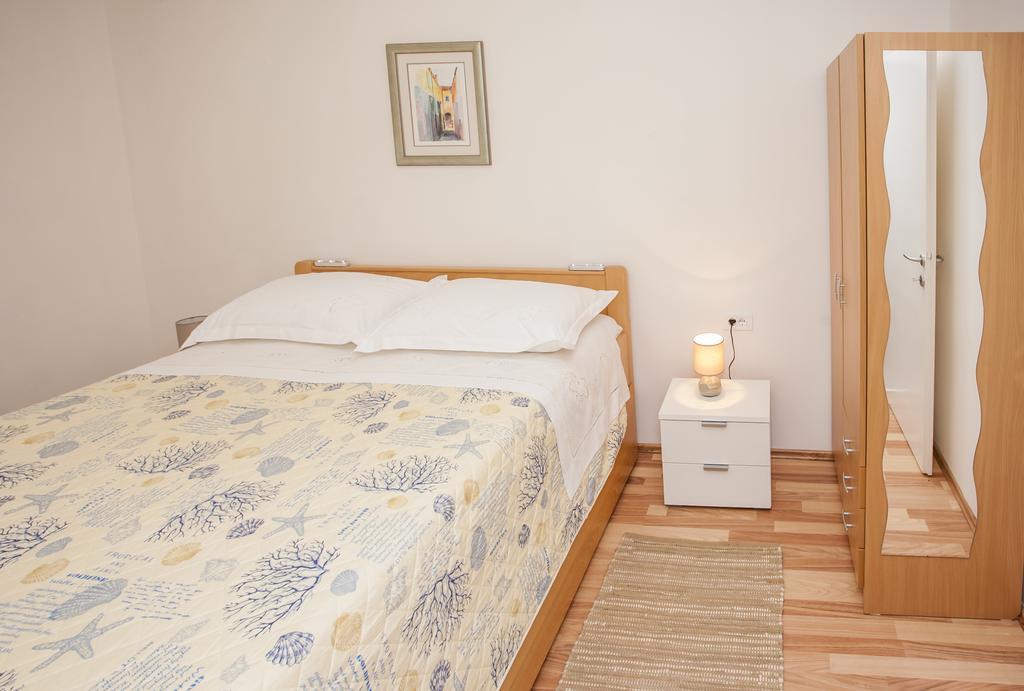 Apartman Daria Lägenhet Split Exteriör bild